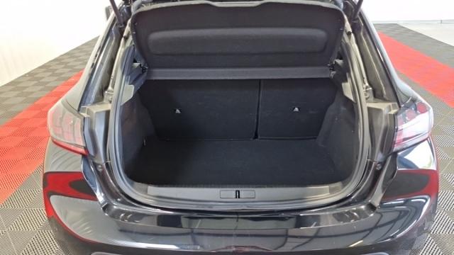 Peugeot 208 image 8