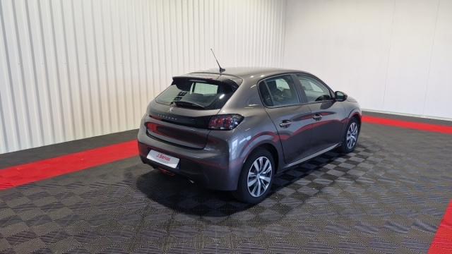 Peugeot 208 image 7