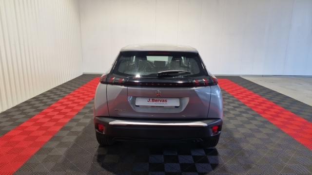 Peugeot 2008 image 2