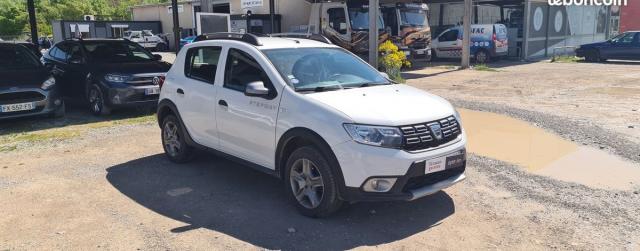 Dacia Sandero image 1