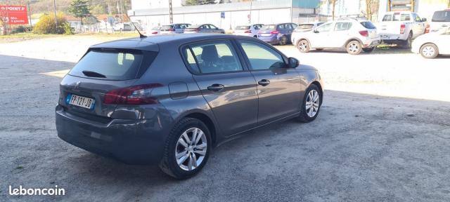 Peugeot 308 image 2