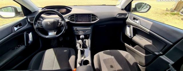Peugeot 308 image 3