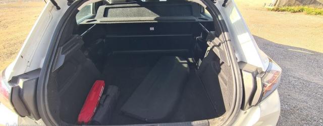 Peugeot 208 image 1