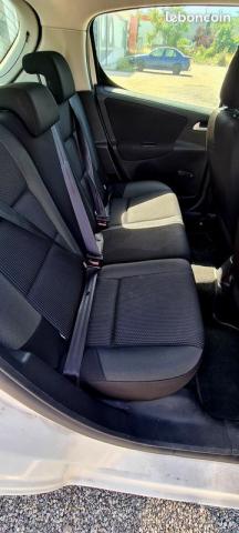 Peugeot 207 image 8