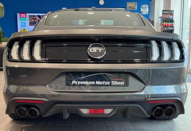 Ford Mustang image 9