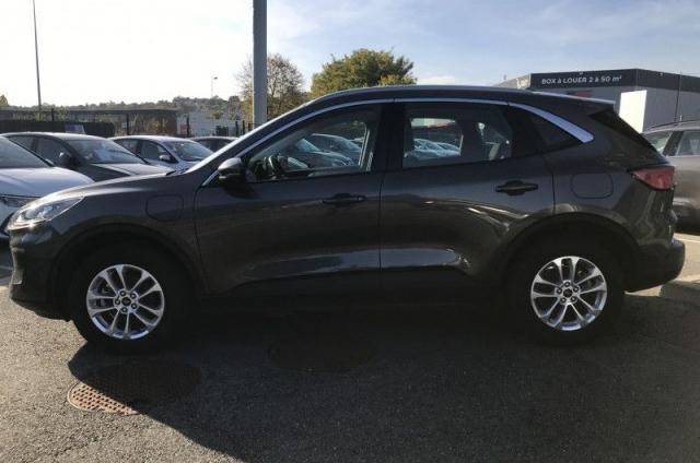 Ford Kuga image 5