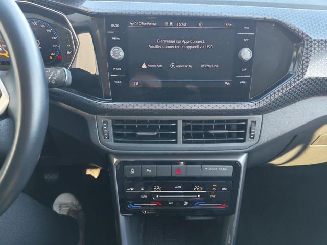 Volkswagen T-Cross image 1