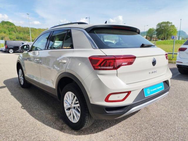 Volkswagen T-Roc image 5