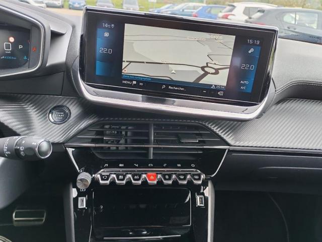 Peugeot 2008 image 9