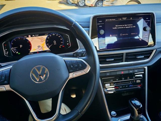 Volkswagen T-Roc image 2