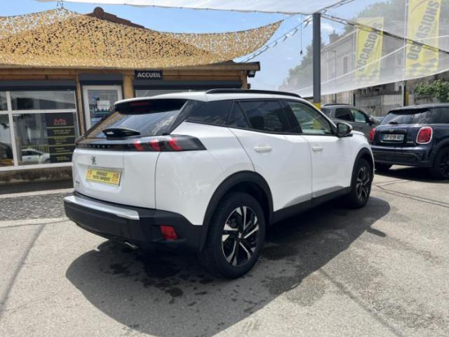 Peugeot 2008 image 1