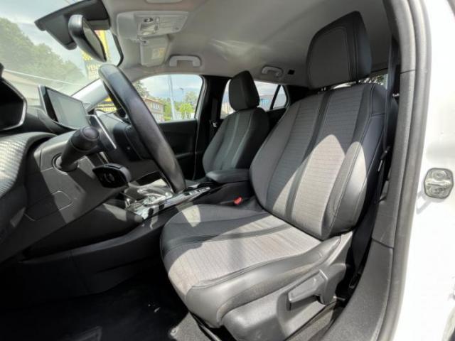 Peugeot 2008 image 5