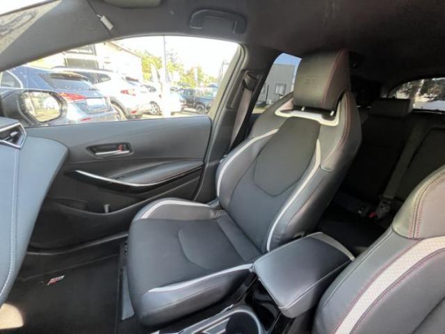 Toyota Corolla image 6