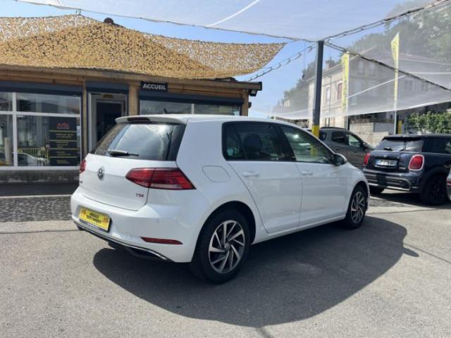 Volkswagen Golf image 6