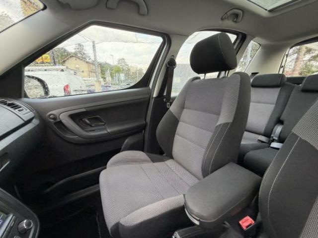 Skoda Roomster image 8