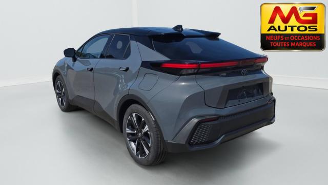 Toyota C-Hr image 6