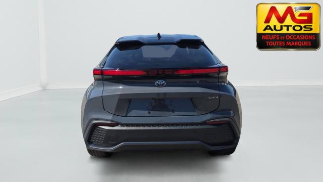 Toyota C-Hr image 2