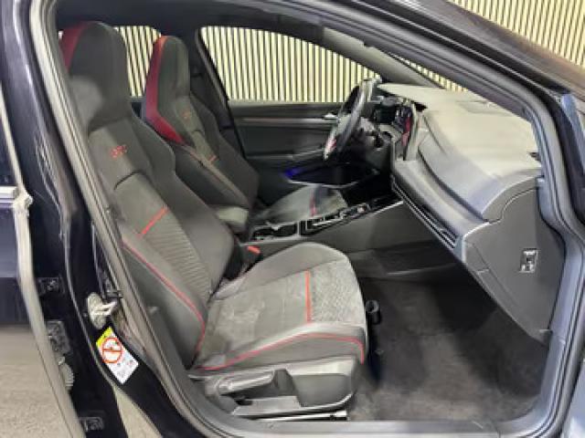 Volkswagen Golf image 7