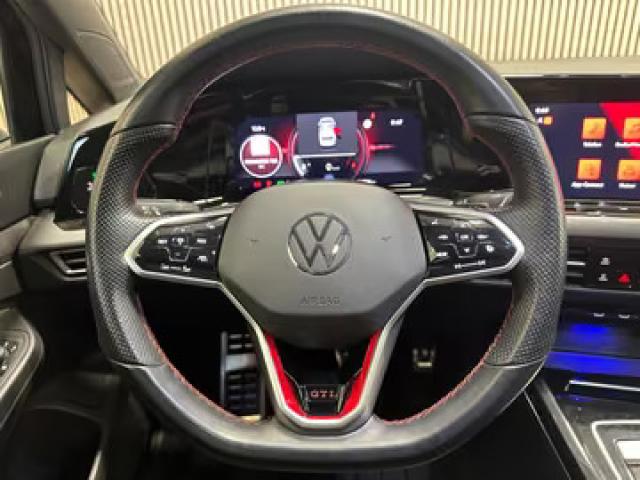Volkswagen Golf image 5