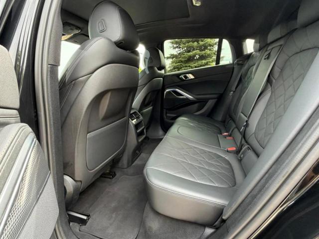 Bmw X6 image 8