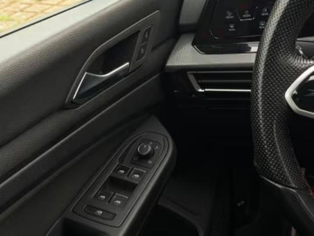 Volkswagen Golf image 2