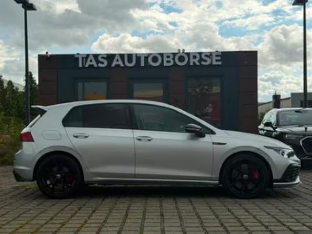 Volkswagen Golf image 5