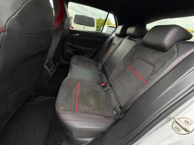 Volkswagen Golf image 4