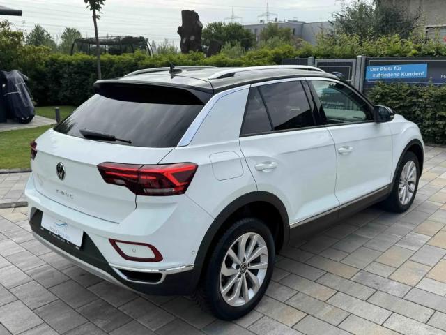 Volkswagen T-Roc image 2