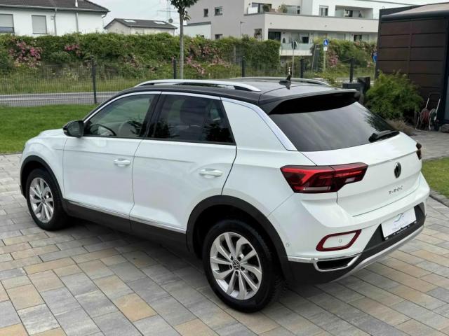 Volkswagen T-Roc image 9
