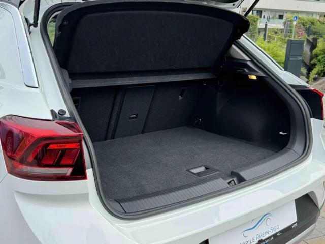 Volkswagen T-Roc image 6