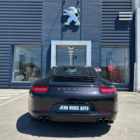 Porsche 911 image 9