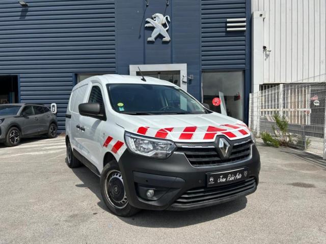 Renault Express Van image 9