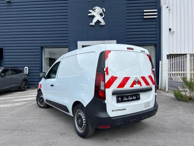 Renault Express Van image 4