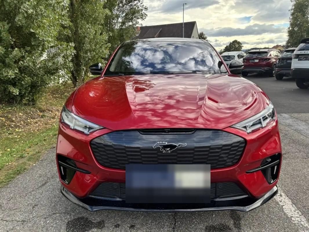 Ford Mustang Mach-E à Villenave D Ornon – photo 1