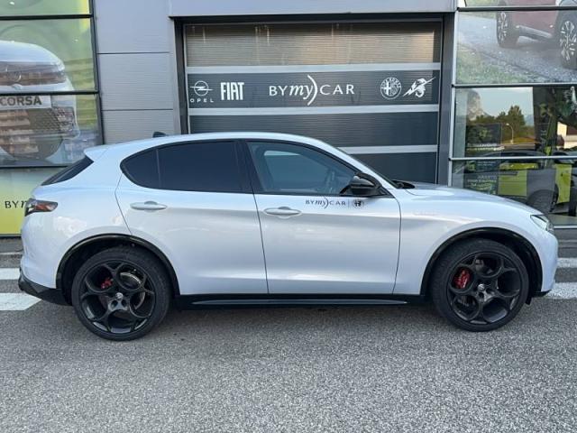 Alfa Romeo Stelvio image 4
