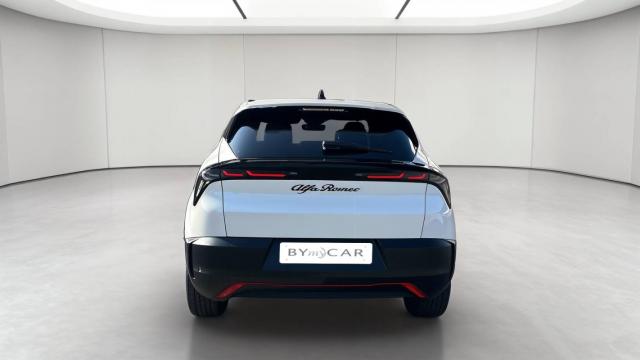 Alfa Romeo Junior image 8