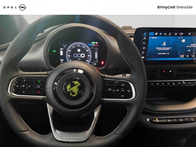 Abarth 500c image 2