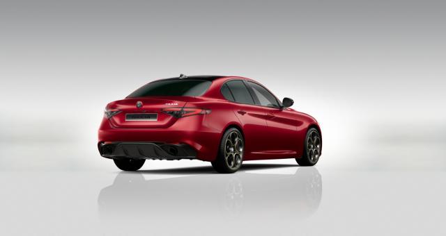 Alfa Romeo Giulia image 3