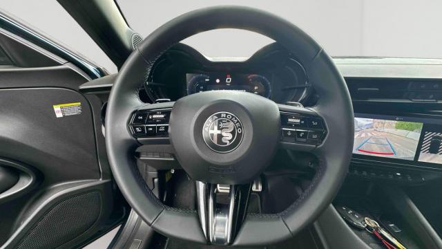 Alfa Romeo Junior image 2