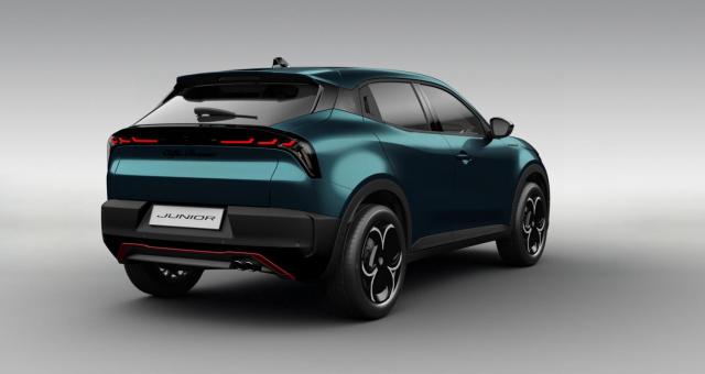 Alfa Romeo Junior image 3