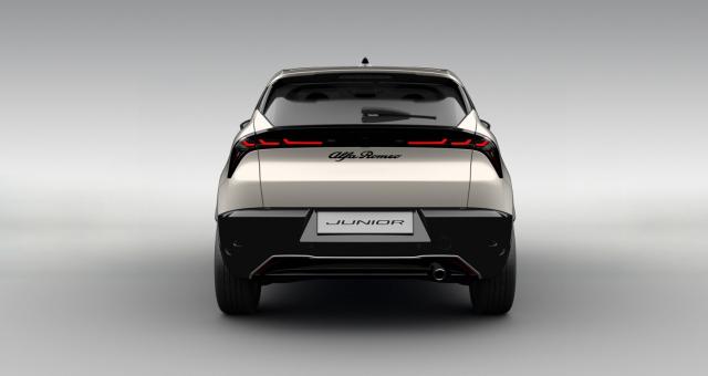 Alfa Romeo Junior image 4