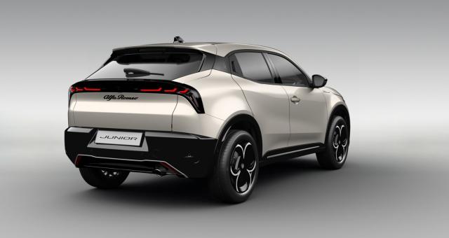 Alfa Romeo Junior image 5