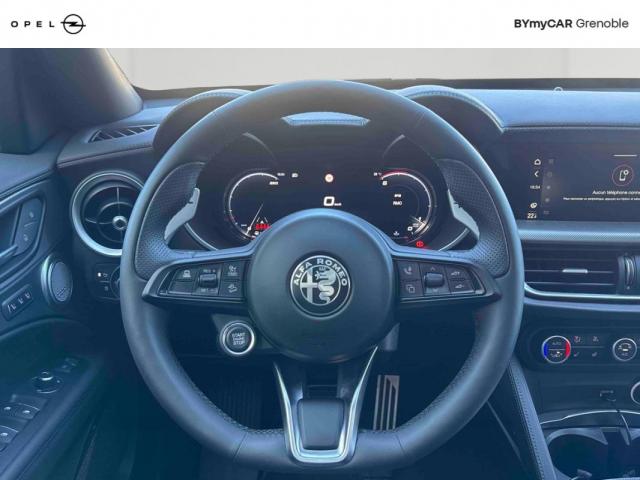Alfa Romeo Stelvio image 1