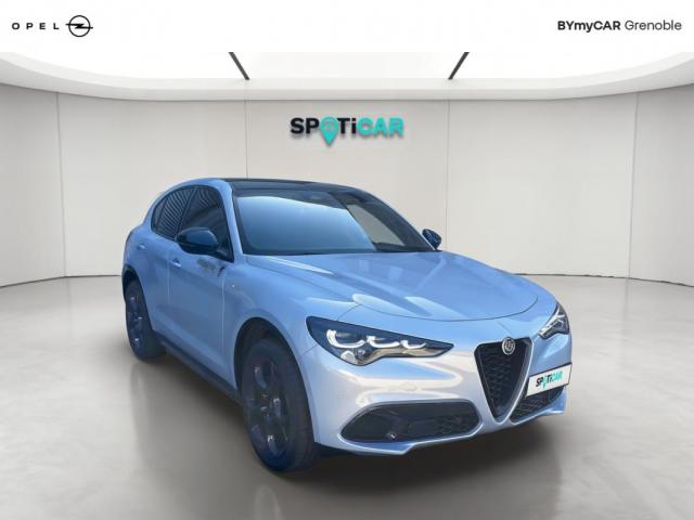 Alfa Romeo Stelvio image 8
