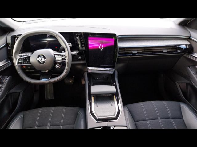 Renault Austral image 8