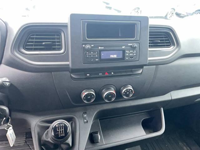 Renault Master image 4