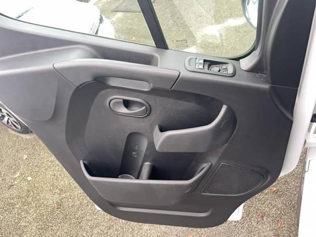Renault Master image 7