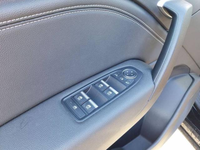 Renault Captur image 6