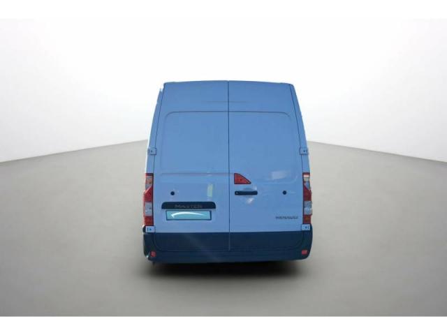 Renault Master image 2