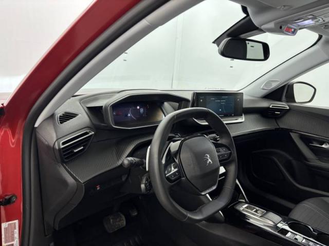 Peugeot 2008 image 1